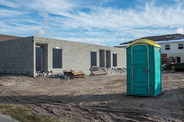 Best Portable restroom trailer rental  in Williston, FL